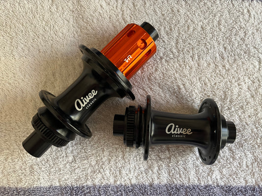 Aivee Classic Road Hubs