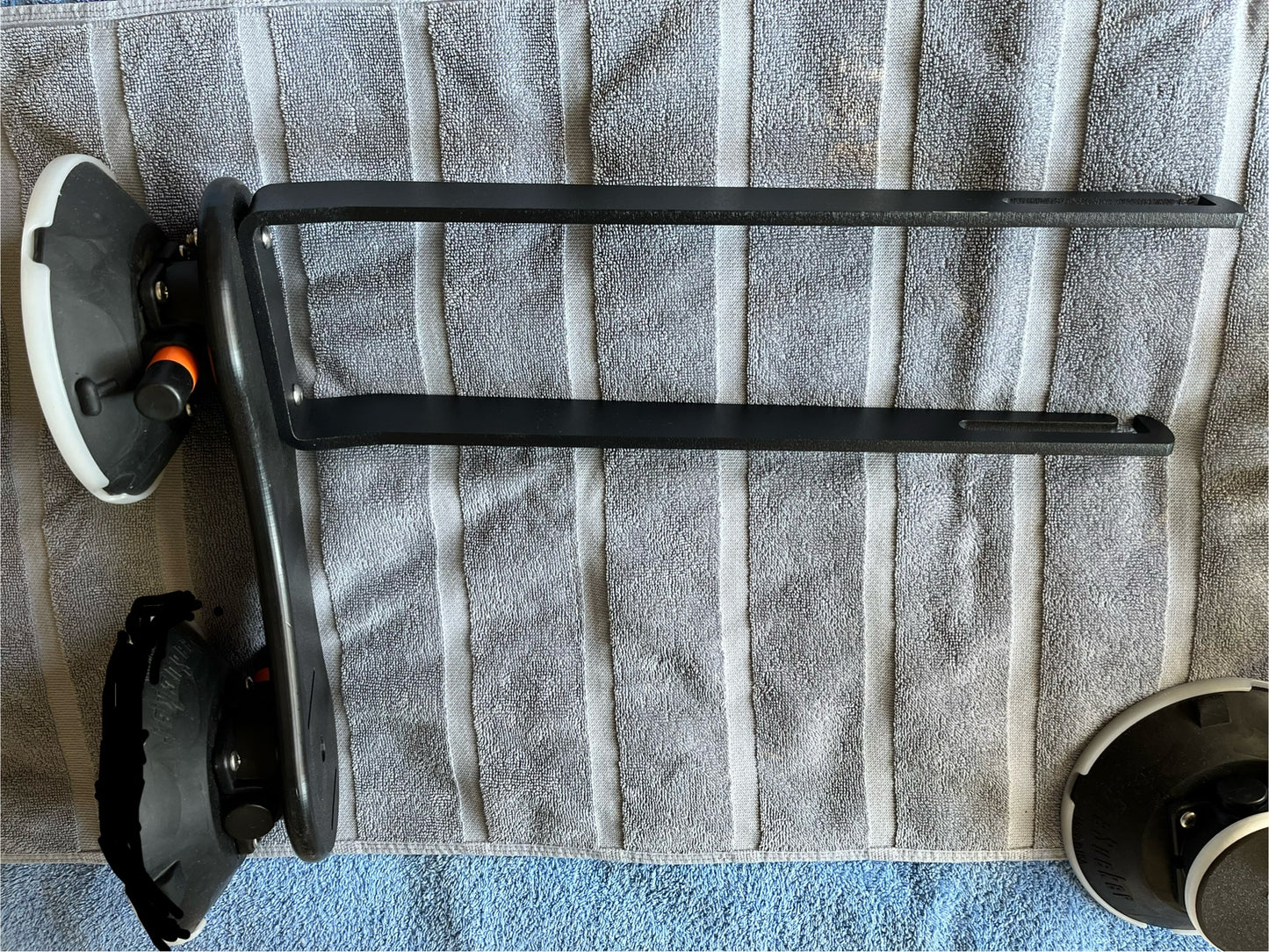 SeaSucker Flight Deck Front Wheel Holder
