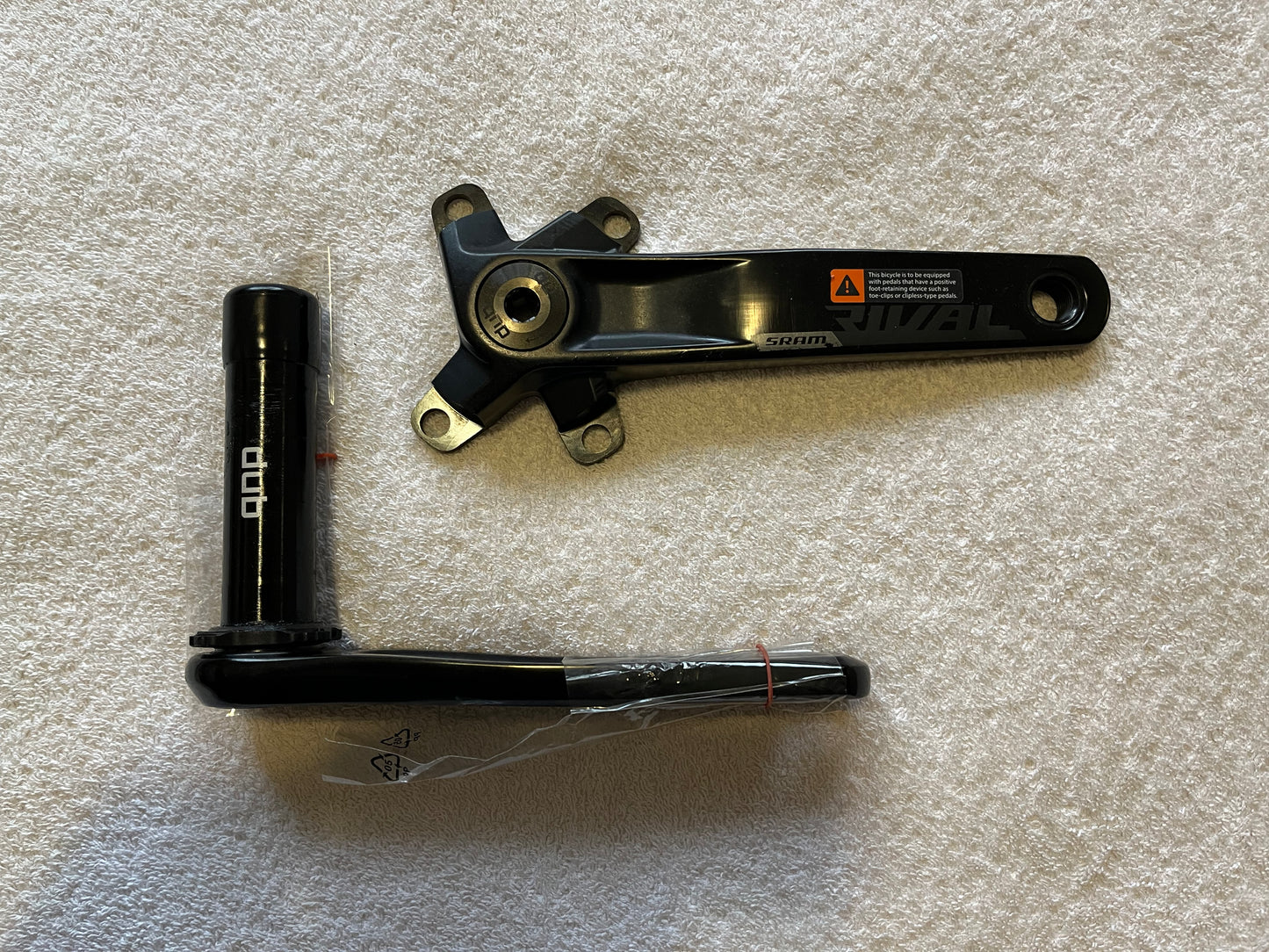 SRAM Rival 172,5 Crankarms and 43-30T Chainrings