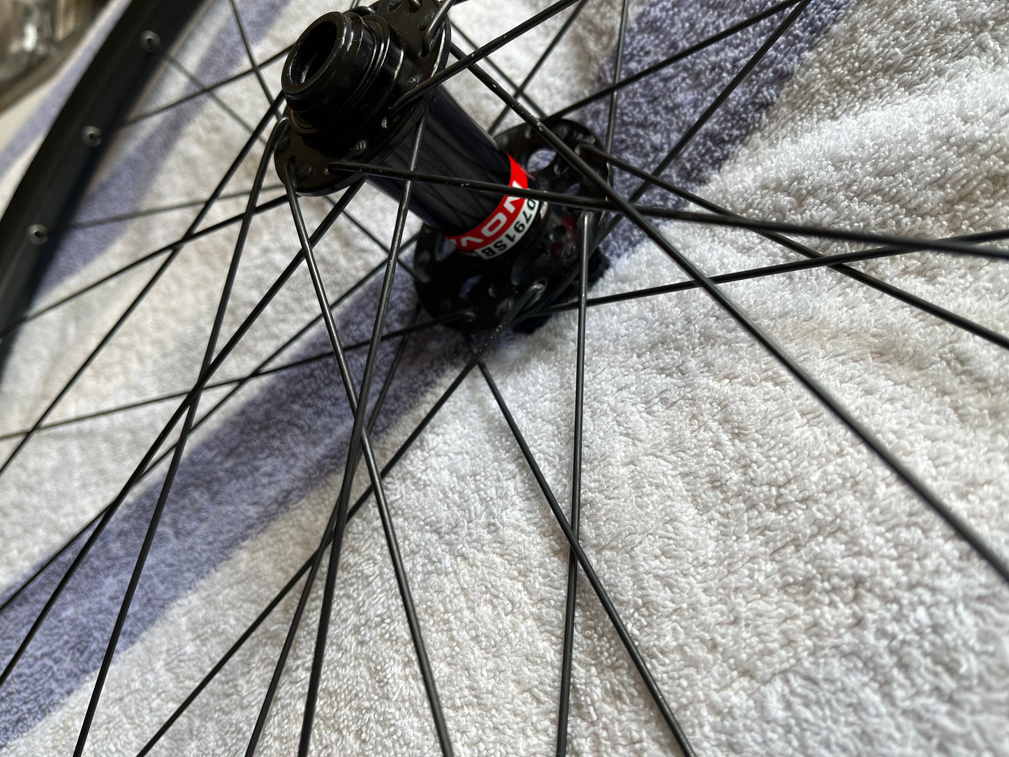 Alexrims EXR25 and Novatec D791SB Front Hub Mountain Bike Wheel