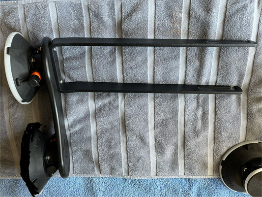SeaSucker Flight Deck Front Wheel Holder