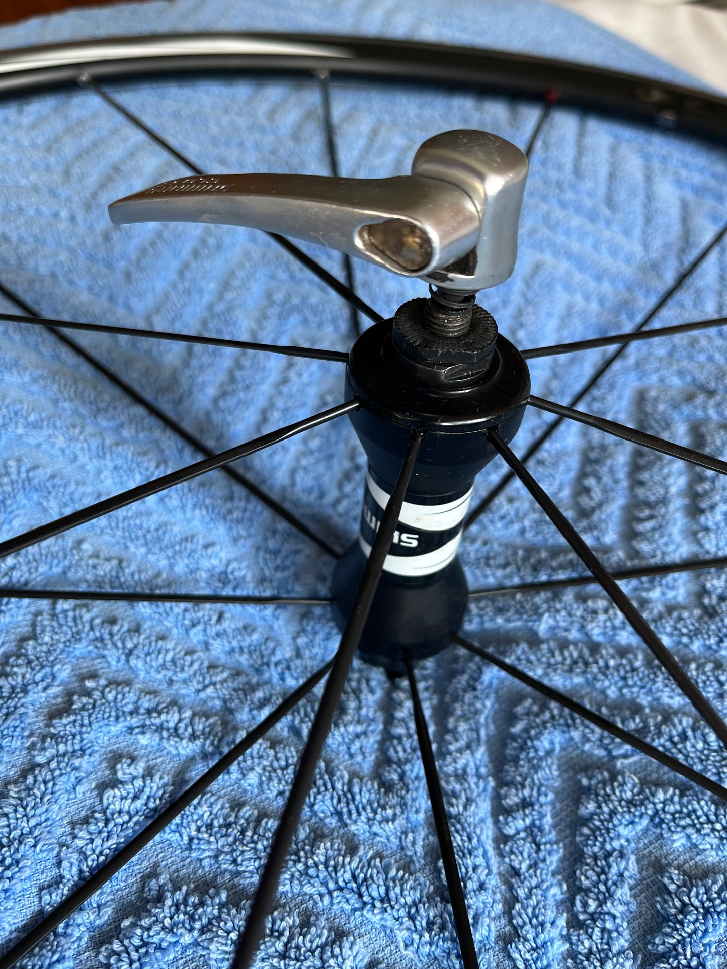 Shimano WH-RS10 Front Road Wheel